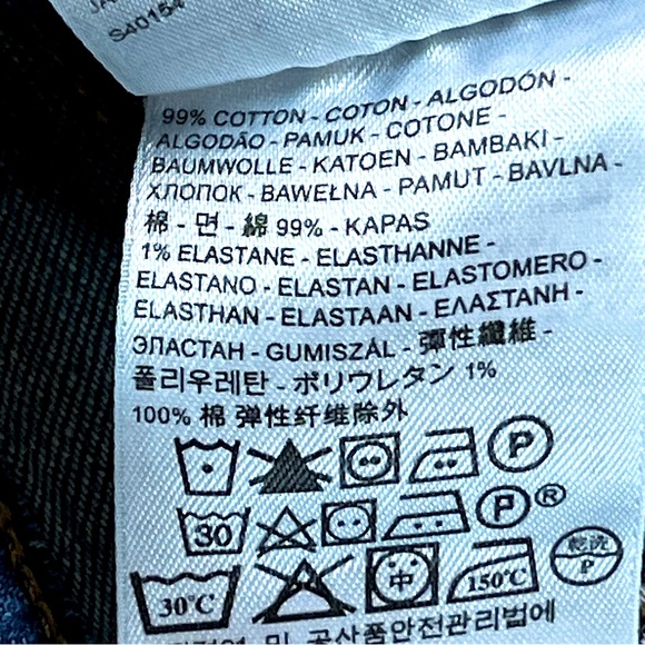 Levi’s Jeans Women’s Slight Curve Strait Jeans Size 4 Flattering Relaxed - Picture 8 of 8